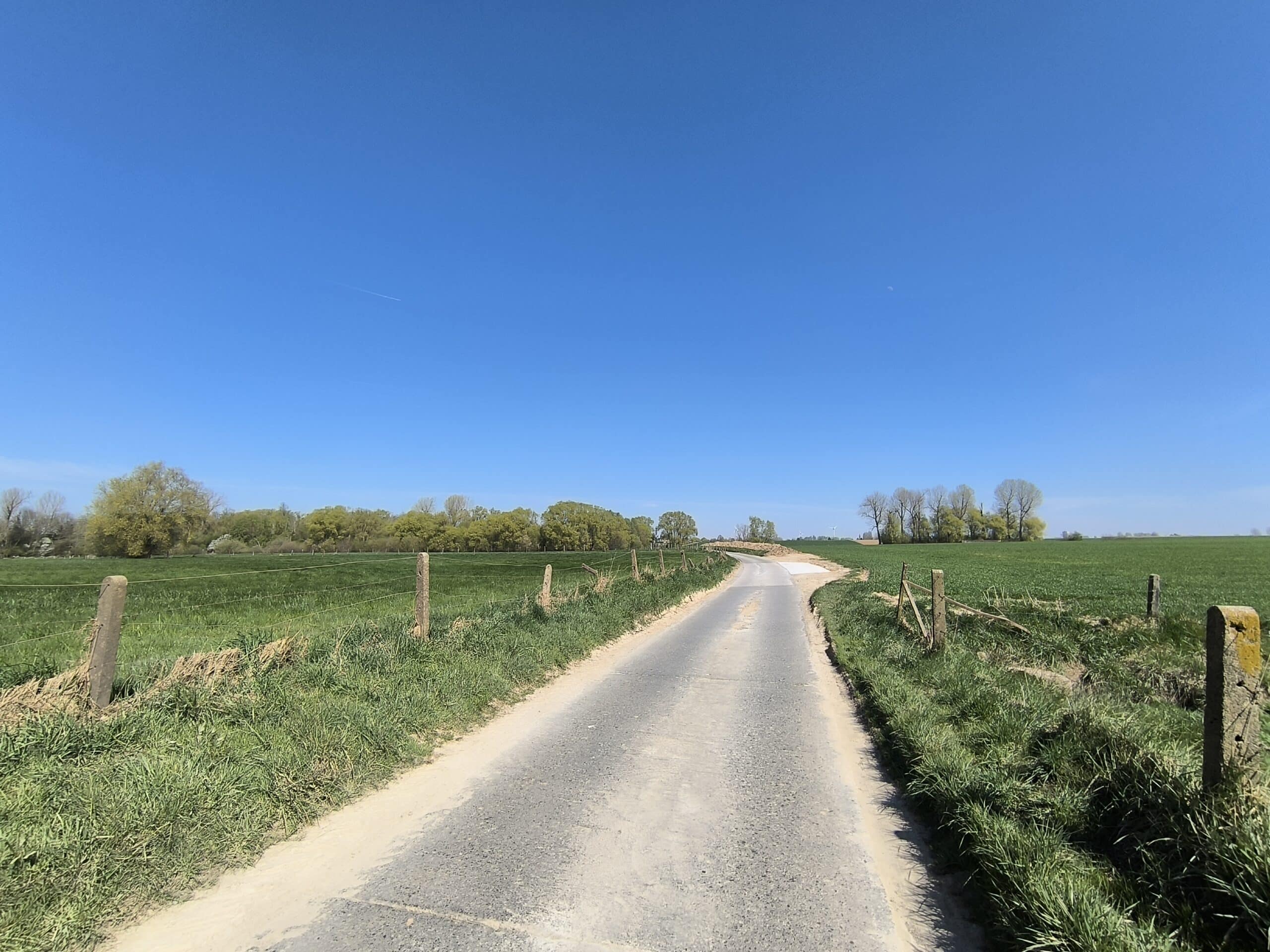 Ernage photos - Avril 2025 à Gembloux Landweg