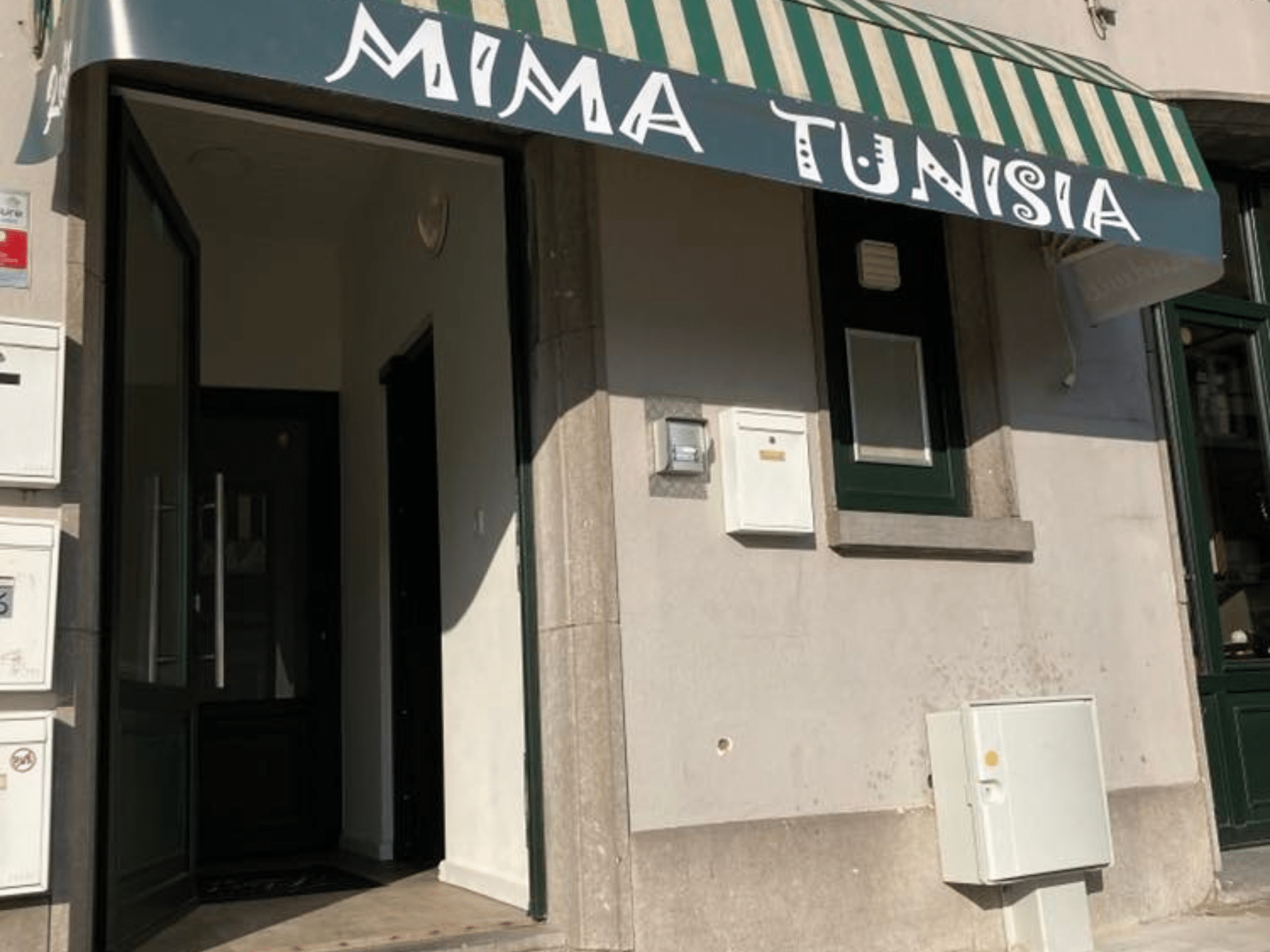 Mima Tunisia manger et boire à Gembloux