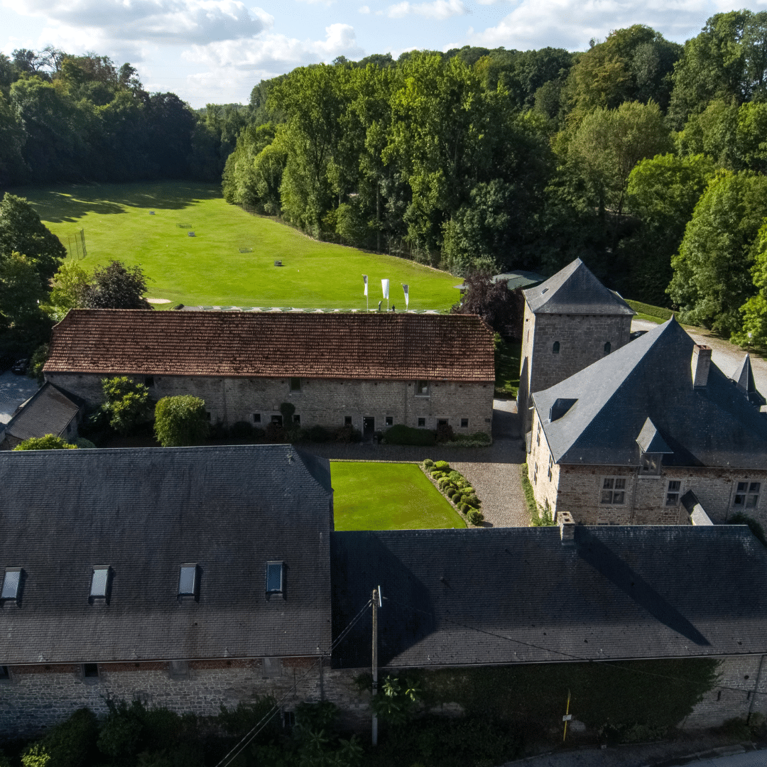 Village de Mazy, à Gembloux vue sur le golf de Falnuée